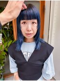 ウルフカット　顔まわりレイヤー　ブルーカラー