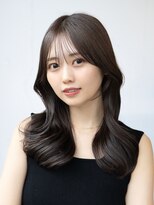 エインアンリー 明治神宮前(AIN.ANLY.)&nbsp;イメチェンスタイルミディアムレイヤーロングレイヤー前髪カット