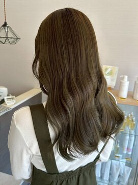 ヌク(Nuku.) オリーブグレージュ＿髪質改善カラー＿韓国風