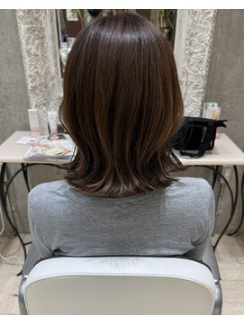 オブヘアー 宮前平店(Of HAIR) 外ハネミディアム