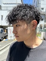 ウィル バイ ブラウン(Vir by Brown) 縦落ちツイストスパイラルパーマ/波打ちパーマ/刈り上げ