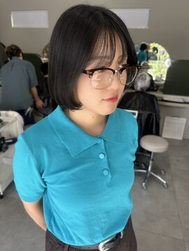 アンドルトワ(and Lutowa) ダークグレージュ×ボブ