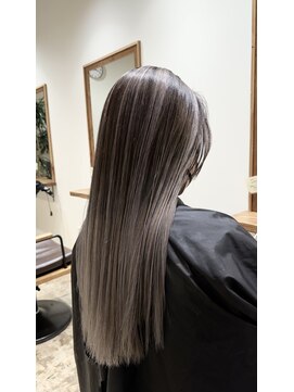 リフル 八王子(RIFULL) ハイライト　バレイヤージュ　ショート　レイヤー　髪質改善