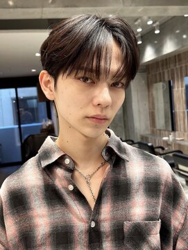 ポーチバイハニー オモテサンドウ(PORCH by HONEY omotesando) シースルフェザー/センターパートショート/ツーブロック3