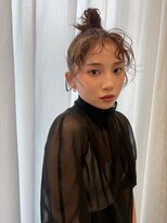 ウイ バイ ファースト 北四番丁店(u'i by first)&nbsp;顔まわりカールにゆるっとお団子