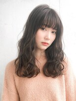 ルティア(Lutia) ゆるふわミックス巻きスタイル 重ためバング