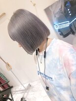 アマンドール(Aman D'or)&nbsp;秘密のシルバー＊パツっとボブ×ミスティックシルバー