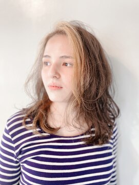 ヘアーサロン オーツー(HAIR SALON O+O) ミストバングがオシャレな大人ミディ