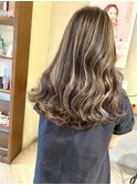 コントラストハイライト×大人ハイライト×ベージュハイライト