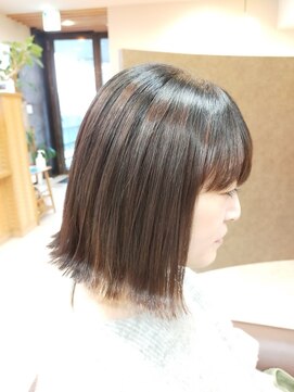ヘアサロンアンドヘアメイクディー(hair salon hair make D) 仙台D　伸ばしかけ×切りっぱなしパッツンボブ×ポイントパーマ