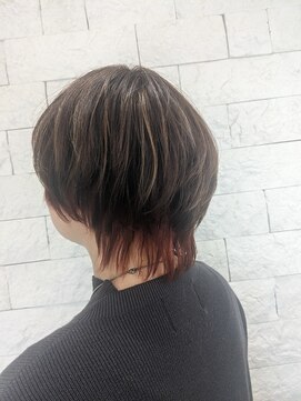ラヴリア カミツ(LOVERIA KAMITSU) インナーカラー