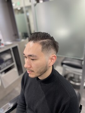 クロムトウキョウ ザ バーバー ネオン 新宿店(CHROM TOKYO the Barber ne/on) メンズオールバック