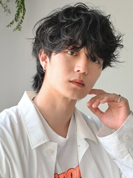 ディッセンバー 神宮前(December) ニュアンスパーマアッシュブラックウルフ波巻きスパイラル渋谷