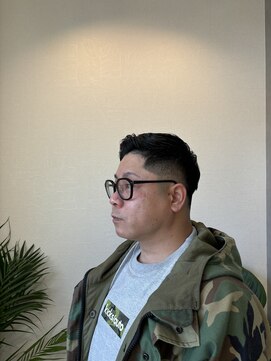 小谷理髪店 ソル(SOL) 控えめ7:3サイドパート