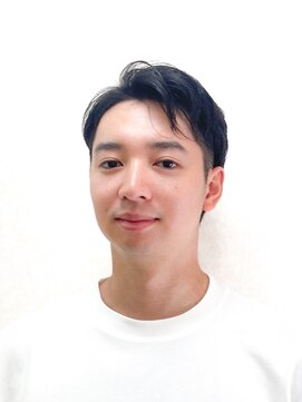 黄ぐまくん美容室 メンズ ツーブロック ショート