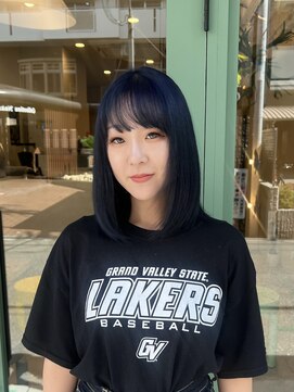 エルミタージュ(HERMITAGE) 夏にぴったりブルーカラー