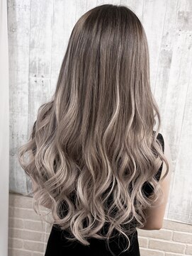 ロウル 渋谷(LOWRL) エクステグラデーション/グレージュ/エクステ/ブリーチ