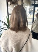ハイトーンベージュ