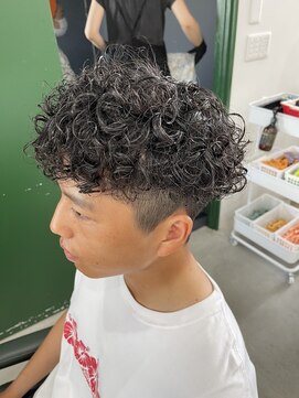 フー バイ セリナ(Fuu.by serina) おしゃれ感◎ プードルハードパーマ