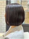 三鷹白髪ぼかしハイライトショートボブウルフショートカット