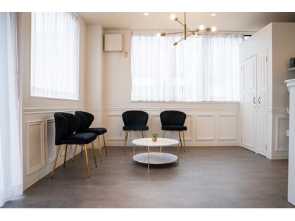 クロエ バイ ラヴィズム 紫竹山店(CLOE by LUVISM)の写真