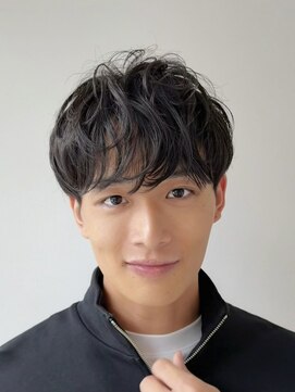 アフロート ギンザ(AFLOAT GINZA) ビジネスシーンにハマるニュアンスマッシュヘア 20代30代40代