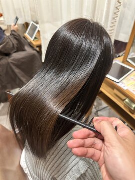 メルク ユニ(merc.uni) オリーブグレー髪質改善トリートメント&透明感カラー11.19