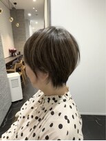 アオ(Ao)&nbsp;丸みショート 髪質改善カット before、after