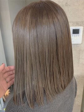 グロウ 上野御徒町(grow) ハイライトカラー/オリーブカラー/小顔/ウェット[上野/御徒町］