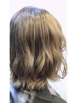 ヘアサロンM 新宿 王道ボブ×アッシュベージュ