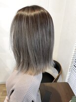 美容室 ルアル 市原市八幡宿店(Luar)&nbsp;シルバーカラー