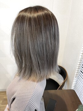 美容室 ルアル 市原市八幡宿店(Luar) シルバーカラー