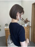 ボブ×オリーブベージュ