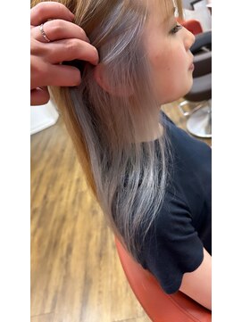 グレネイド(grenade) ホワイトカラー