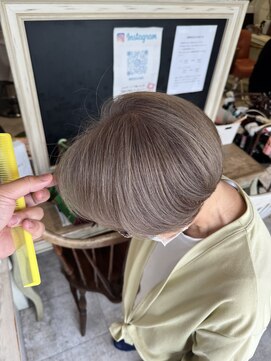 ニコラ(nicola) 白髪ぼかしカラー/髪質改善トリートメント