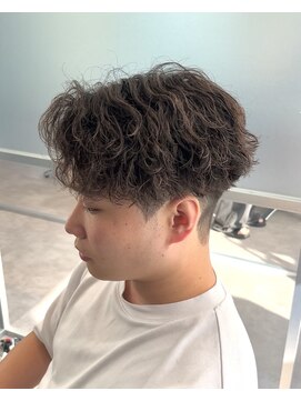 ジーナ 天神(Zina) 【Zina】メンズ/韓国/センターパート/縮毛矯正/福岡/天神/大名