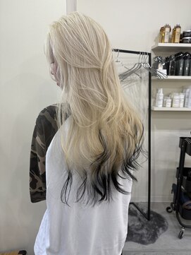 ラ キング(LA KING) ミディアムヘア／暗めカラー/グランマッシュ/レイヤーカット