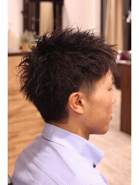 スーリール 新宮店(Sourire) ビジネスヘアショート