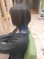 ジプソ(Gypso Hair salon)&nbsp;インナーカラーブルー×ウルフ