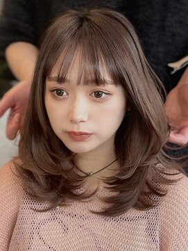ロビー 表参道(ROBBY) くびれレイヤーカット/ミディアムヘア/シャギー/30代/40代/50代