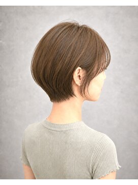 アイシー 関内(ICY) (ICY土屋)ショートヘアショートボブ前髪あり長めショート