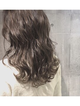 ホワイト 伊勢崎(WHITE) 外国人風×イルミナ×バレイヤージュ【伊勢崎 イルミナカラー】