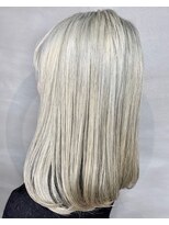 エッジ 下北沢(edge.)&nbsp;edge.下北沢/ホワイティカラー