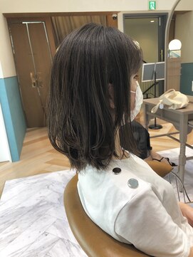 ロンド レグリーズ 立川(Lond leglise) カジュアルボブ/アッシュブラウン/似合わせカット〈深味信也〉