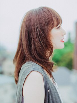 フローラビューティーヘアー(Flora Beauty Hair) 大人キレイミディアムレイヤー/20代/30代/40代/50代/岡山/表町