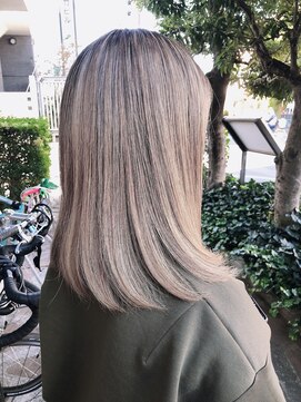 シェル 吉祥寺(shell) 透明感が可愛い♪ハイライトグレージュ！