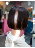 ★NUUK★ぱつっとライン感のあるミニボブ