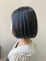 トムキャット(TOM CAT) ブリーチカラー ボブ ハイライト ブルー