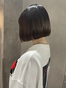 スリー(three) ウィンターちゃんボブ