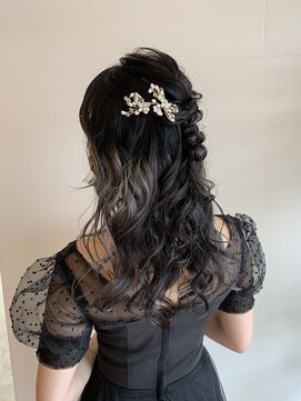 シャンティーク(shanteek) ハーフアップアレンジ